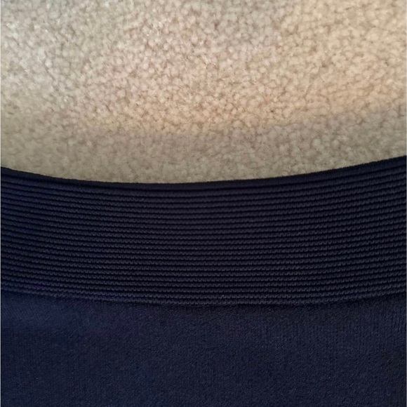 Classy navy blue knit dress Size Medium. - Picture 3 of 4